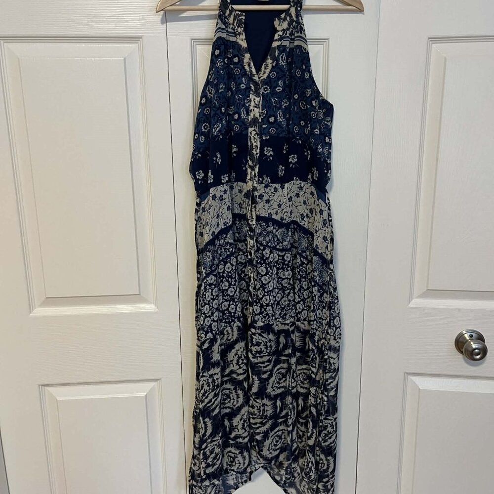 Patterned Handkerchief Dress - Picture 4 of 5